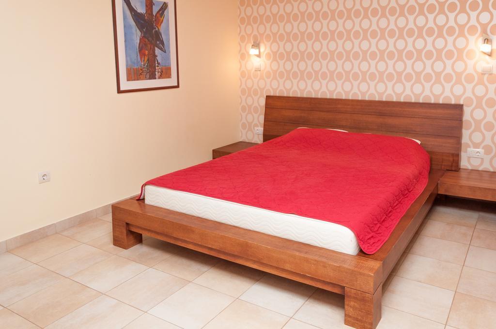 Apartments Lila Aurea Petrovac Ngoại thất bức ảnh