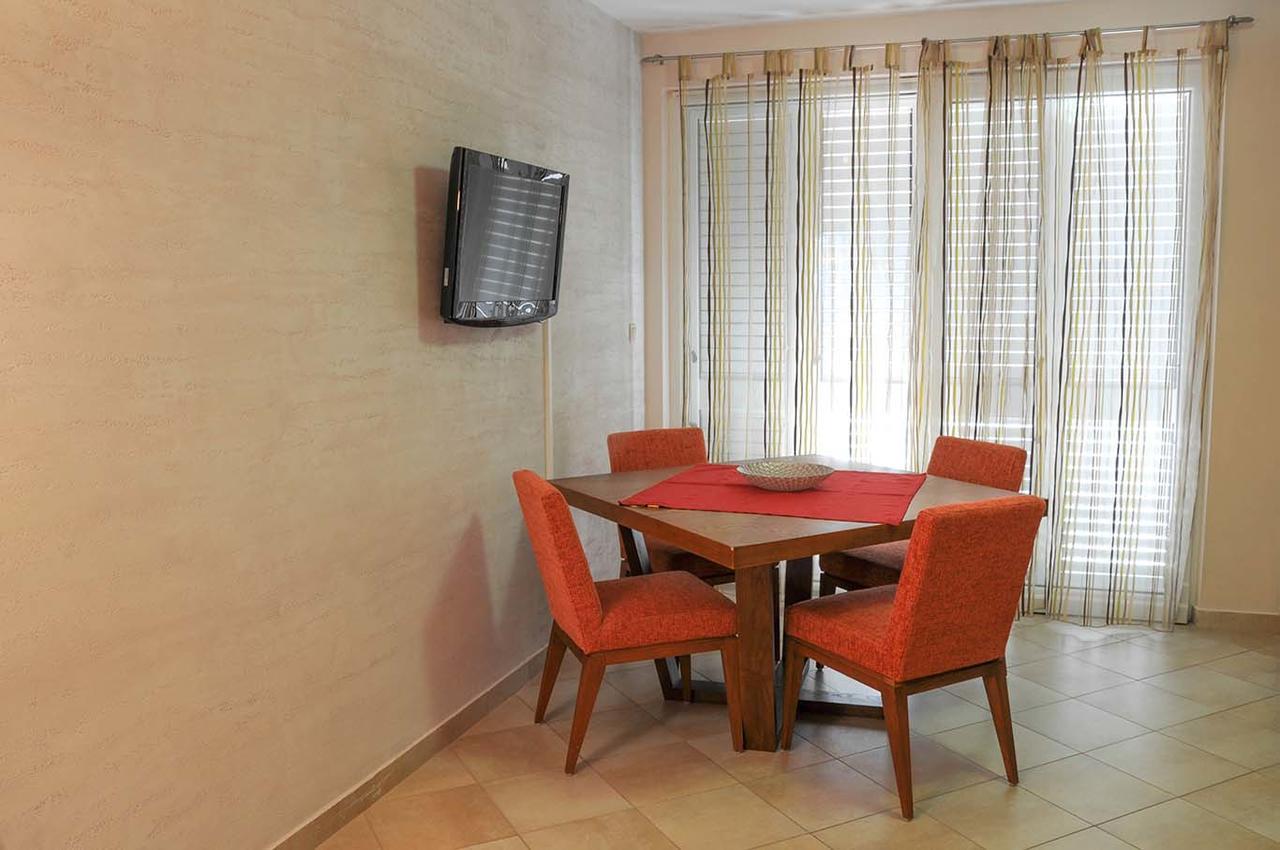 Apartments Lila Aurea Petrovac Ngoại thất bức ảnh